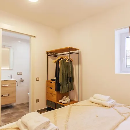 דירה Bravissimo Mercadal Duplex, With 2 Bedrooms