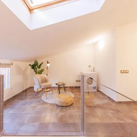 Bravissimo Mercadal Duplex, With 2 Bedrooms *